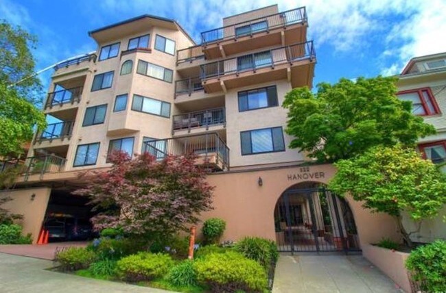 Foto del edificio - 322 Hanover Ave