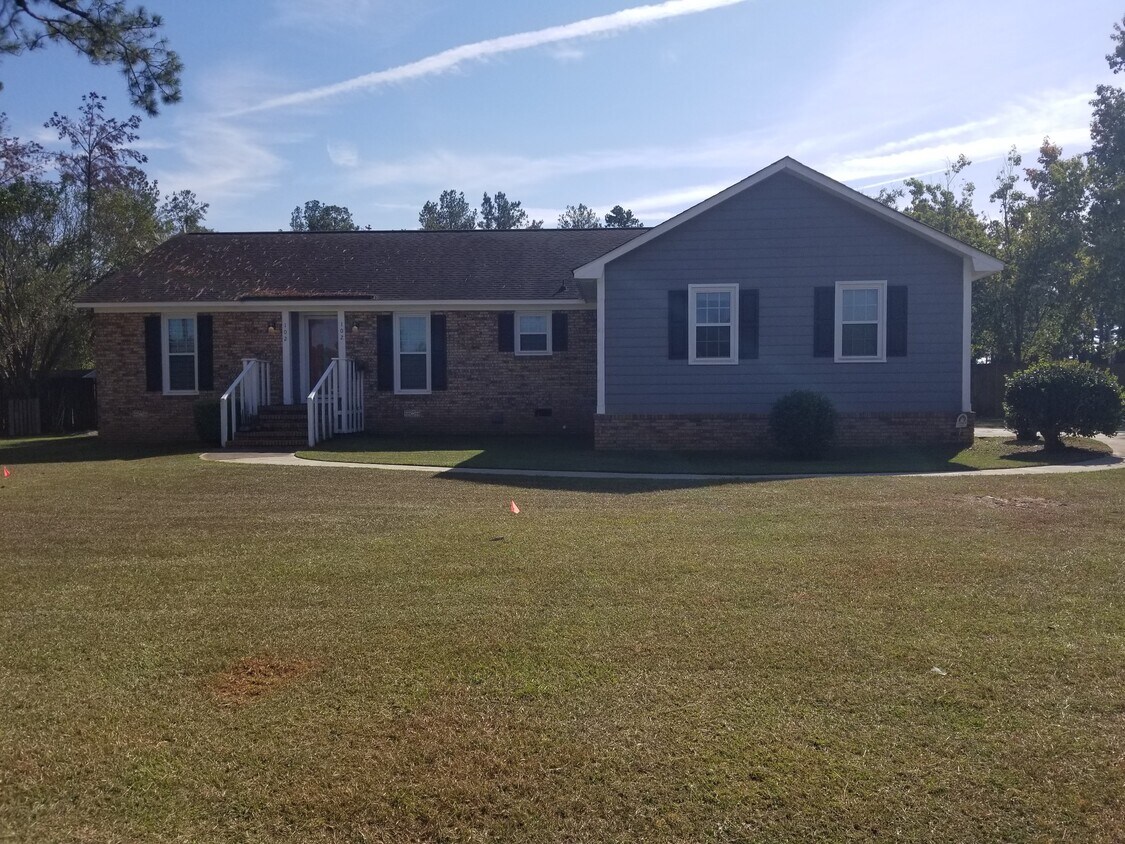 102 Northwood Dr, Leesburg, GA 31763 House for Rent in Leesburg, GA