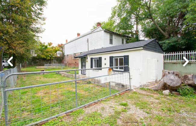 Building Photo - 1142 E Kentucky St