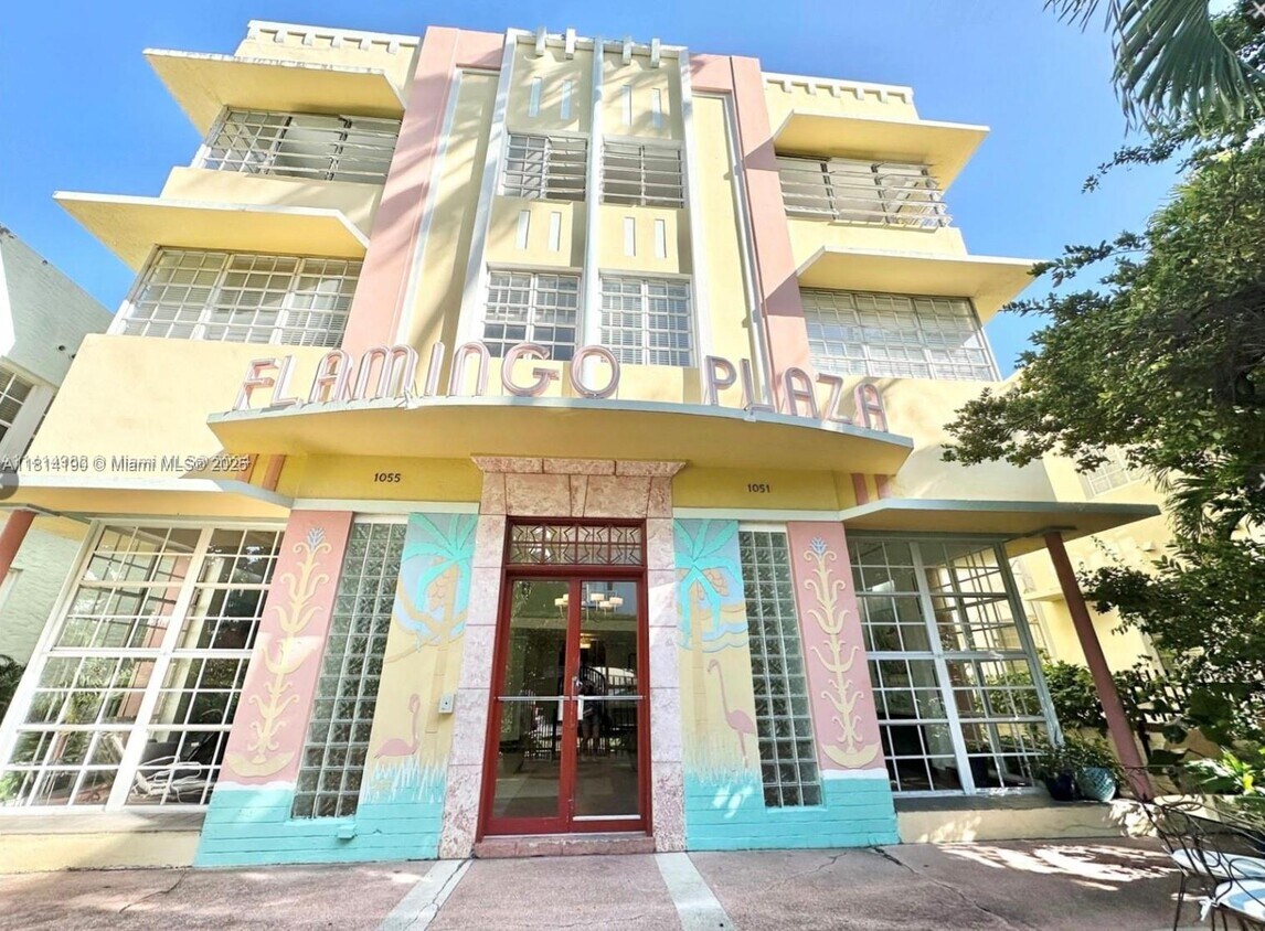 Primary Photo - 1051 Meridian Ave