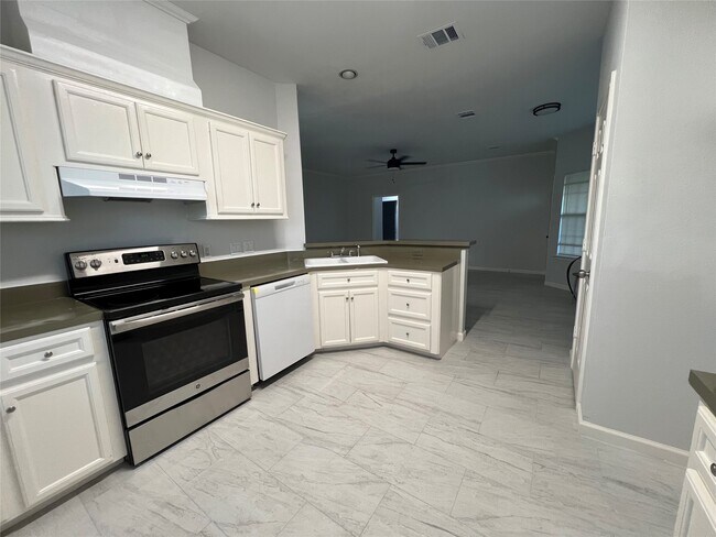 Building Photo - 4529 Galesburg St