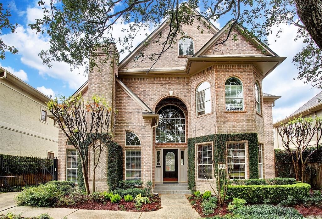 4536 Beech St, Bellaire, TX 77401 House Rental in Bellaire, TX