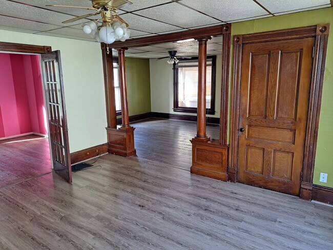 Foto del edificio - 619 E Parkway Ave