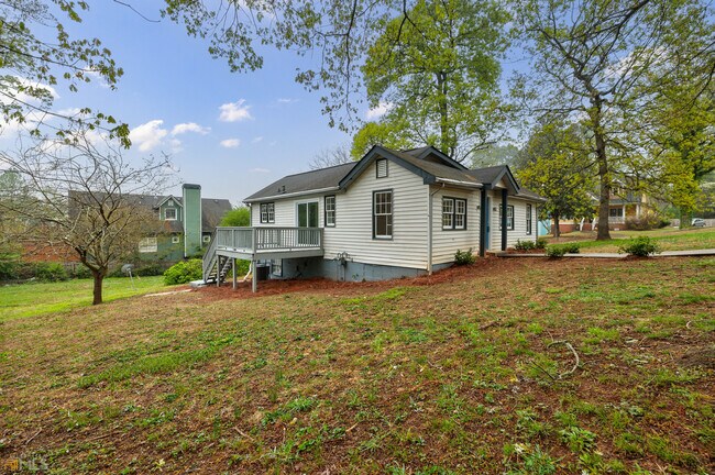 Foto del edificio - 2469 Glynn Dr SE