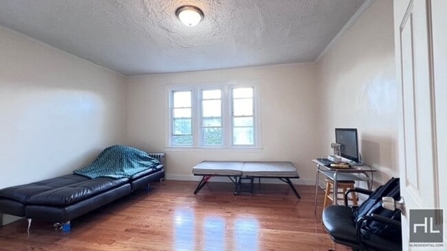 Foto del edificio - 101-53-101114 114th St