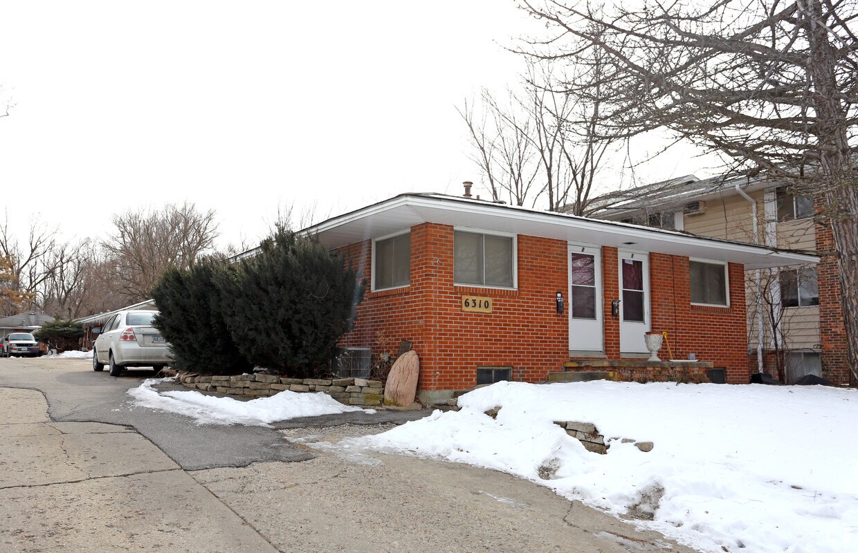 6310 Urbandale Ave, Des Moines, IA 50322 Apartments in Des Moines, IA