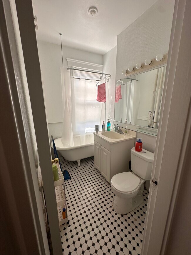 Foto del edificio - 85 Park Dr