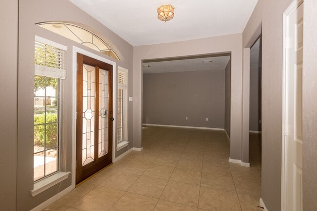 Foto del edificio - 3023 Hidden Mist Ct