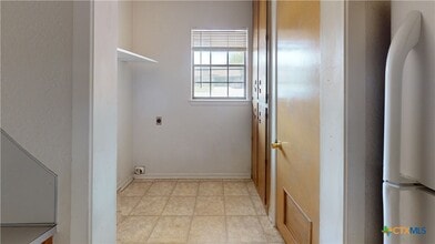 Building Photo - 1705 Leader Dr