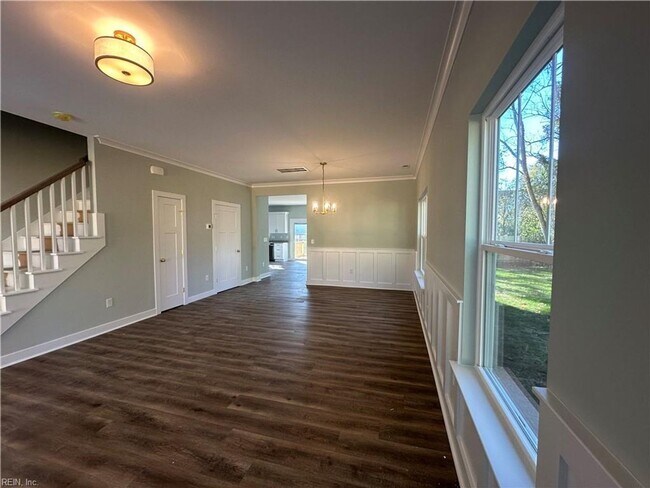 Building Photo - Stunning New Construction in Norview!