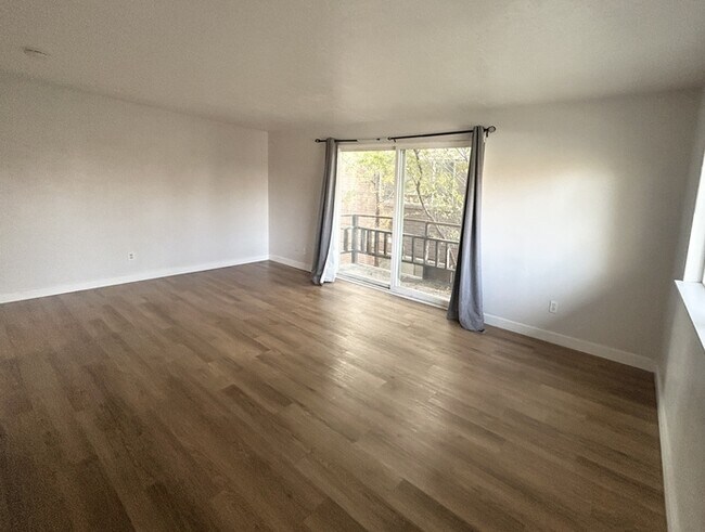 Foto del edificio - Ivy Circle Apartment