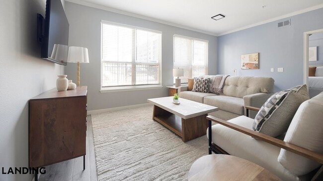 Building Photo - 901 Colorado Blvd