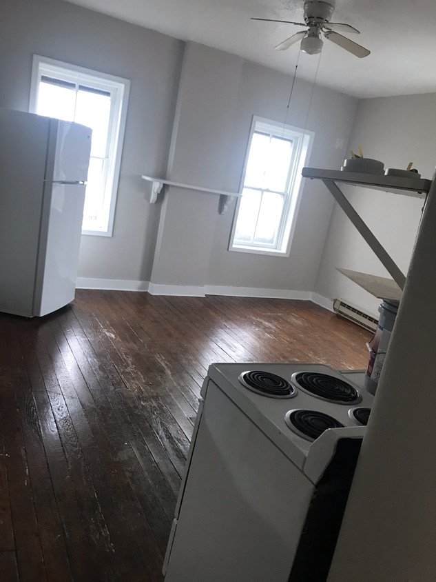 Primary Photo - 400 N Loudoun St
