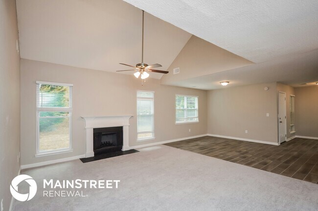 Foto del edificio - 722 Jockey Ln