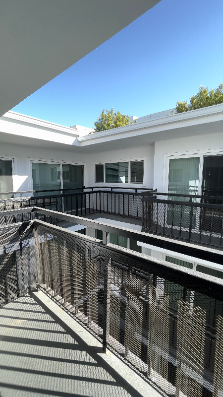 Foto principal - 520 Kelton Ave