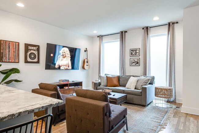 Foto del edificio - 2807 Delaware Ave