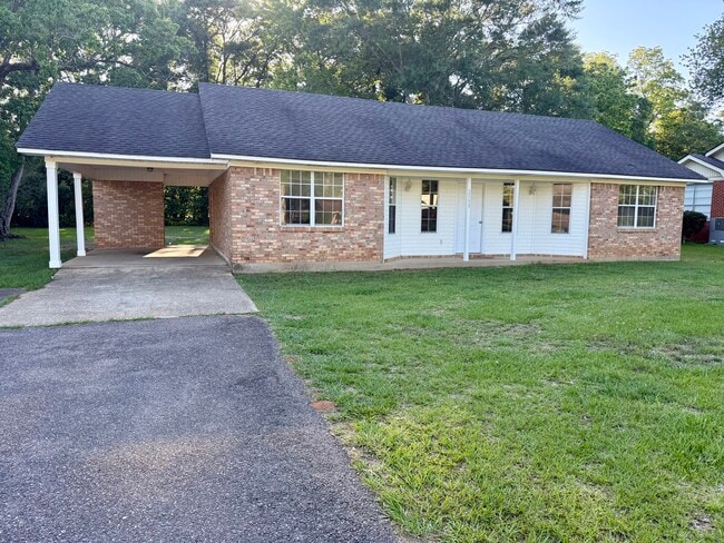 Building Photo - 2193 Mill Street Ext