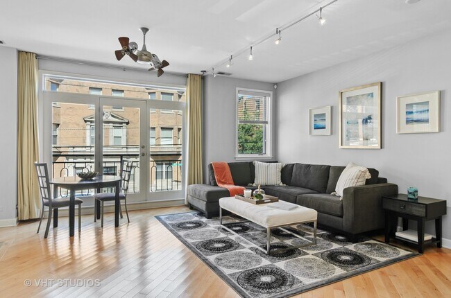 Foto del edificio - 2523 N Halsted St