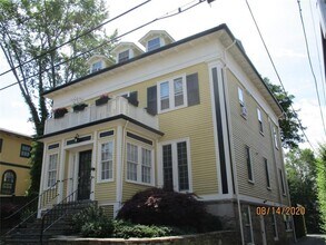 Building Photo - 75 Pelham St