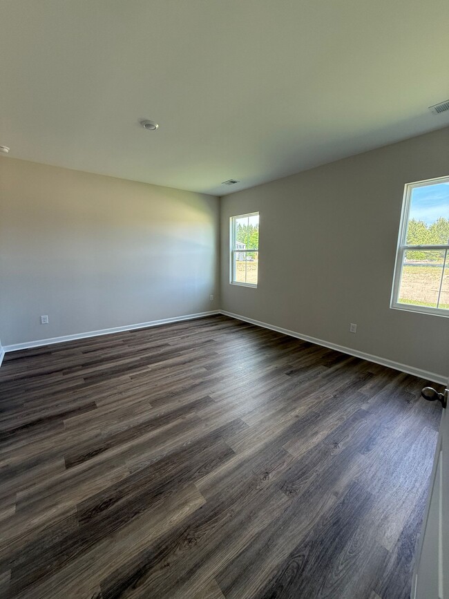 Building Photo - 136 Dreher Dr
