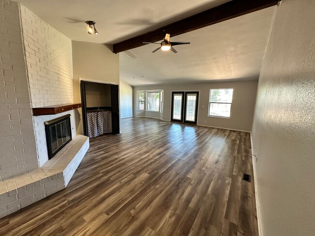 Building Photo - Nice Edmond 3 Bed Home