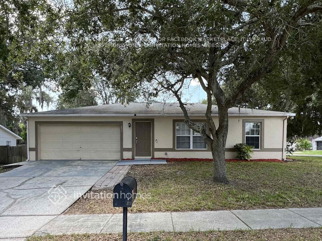Foto principal - 695 Satin Leaf Cir
