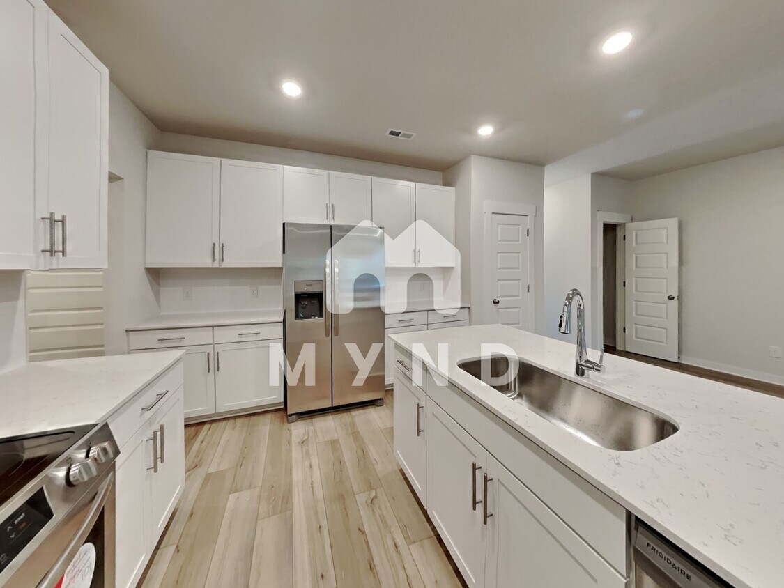 Primary Photo - 2036 Township Dr