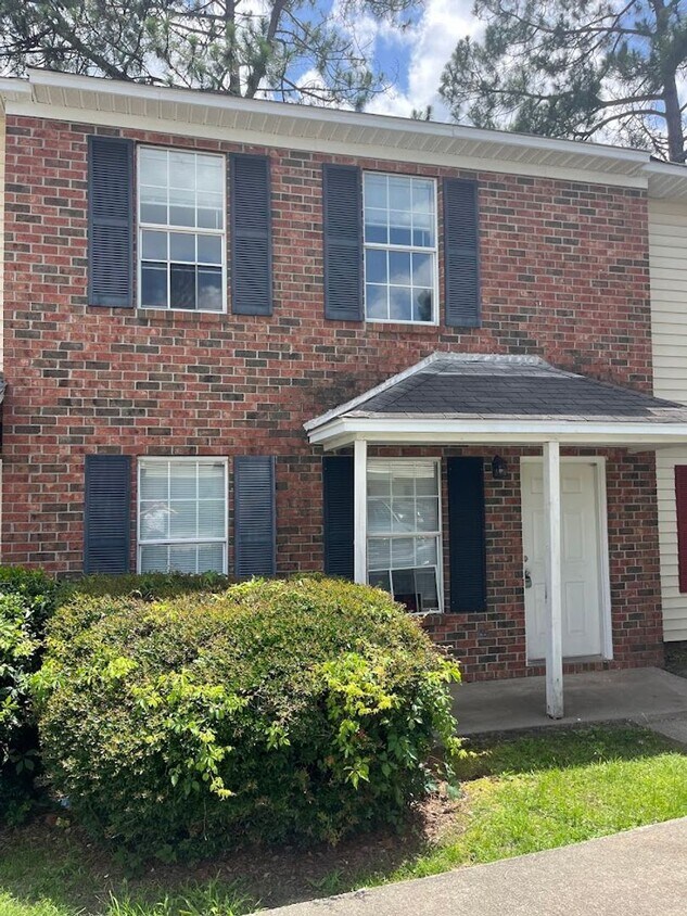 Foto principal - 6897 Shahid Row