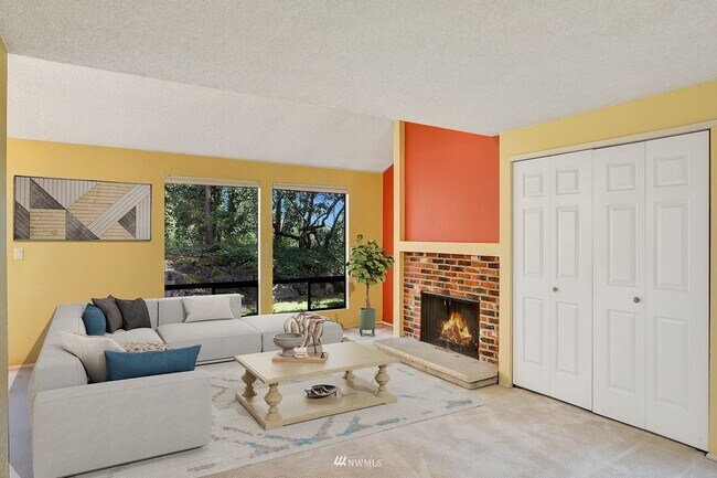 Foto del edificio - 15212 Sunwood Blvd