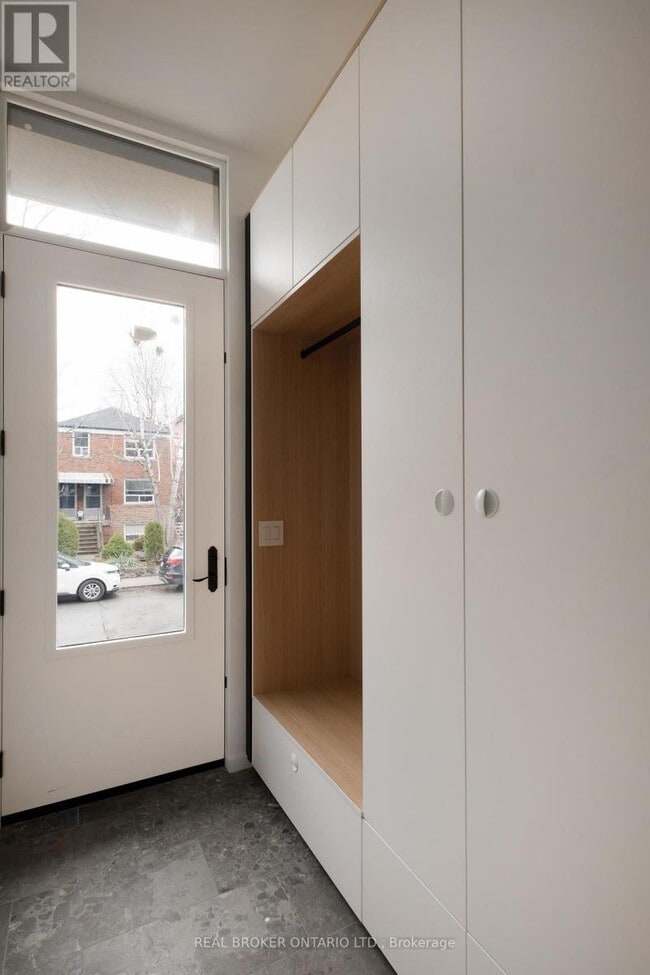 Building Photo - 36 Arundel Ave