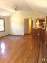 Building Photo - 268 Sanford St