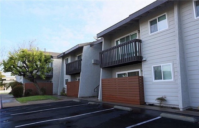 Foto del edificio - 7042 Fenway Dr.
