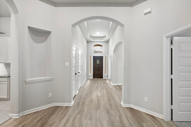 Building Photo - 27924 Seger Bnd Trl