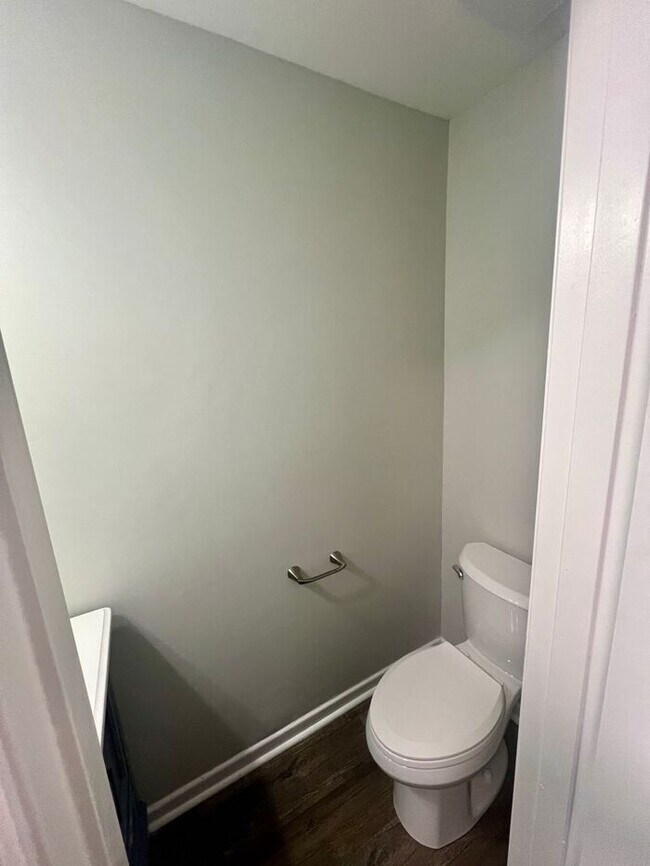 Foto del edificio - NEWLY Renovation: Spacious 2-Story Apartment in Easley - MOVE IN BONUS!