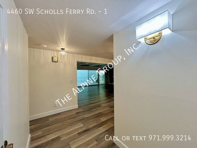 Foto del edificio - 4460 SW Scholls Ferry Rd