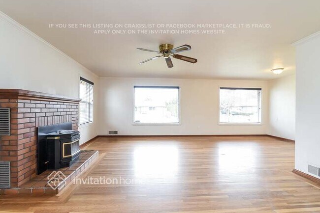Foto del edificio - 1706 3rd Ave NW