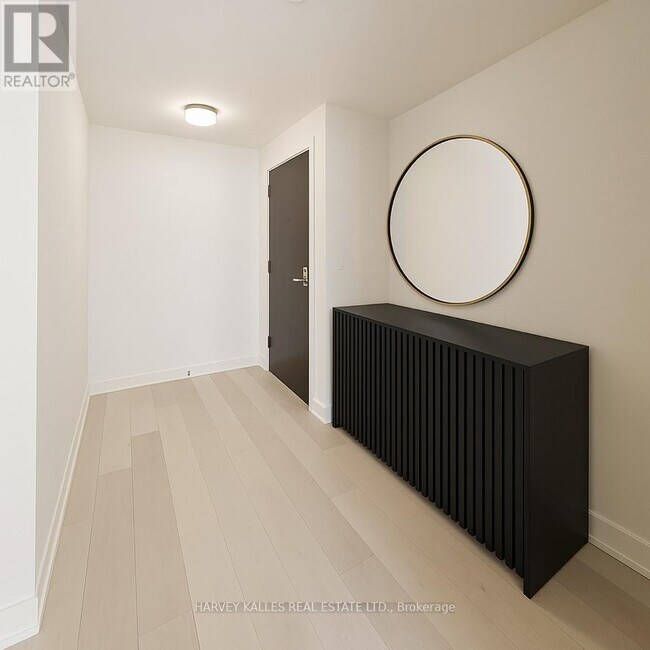 Photo du bâtiment - 11 Yorkville Ave