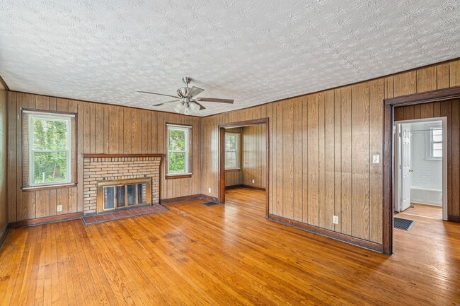 Foto del edificio - 1609 Dunbar St