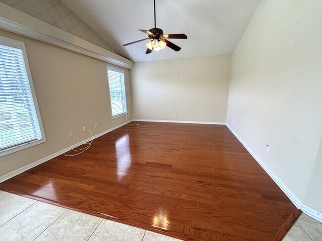 Building Photo - 1553 Maidencane Loop
