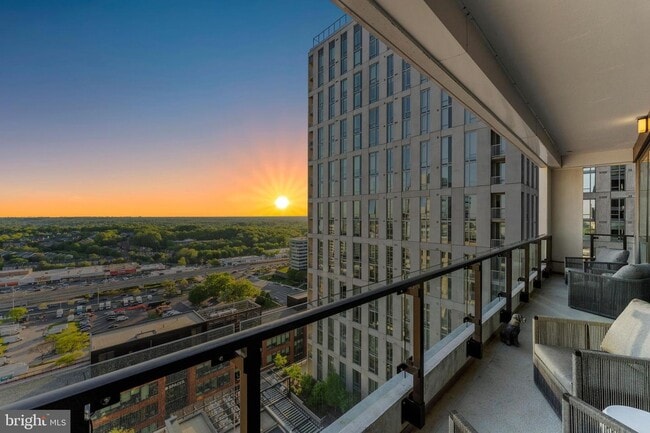 Building Photo - 1650 Silver Hill Dr