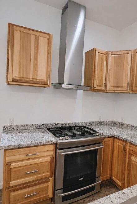 Building Photo - 1326 S Troy St