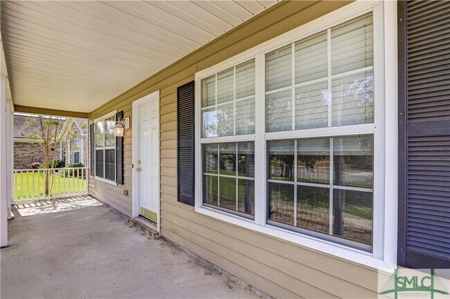 Building Photo - 46 Parish Way