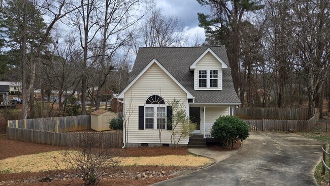 Building Photo - 51 W Field St