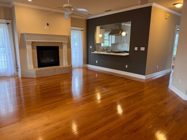 Foto del edificio - 5020 NW 10th Pl