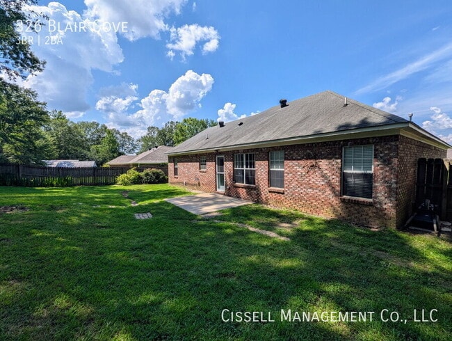 Building Photo - 326 Blair Cove