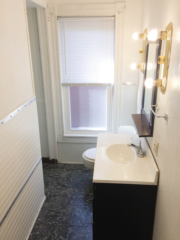 Bathroom - 214 S Central Ave