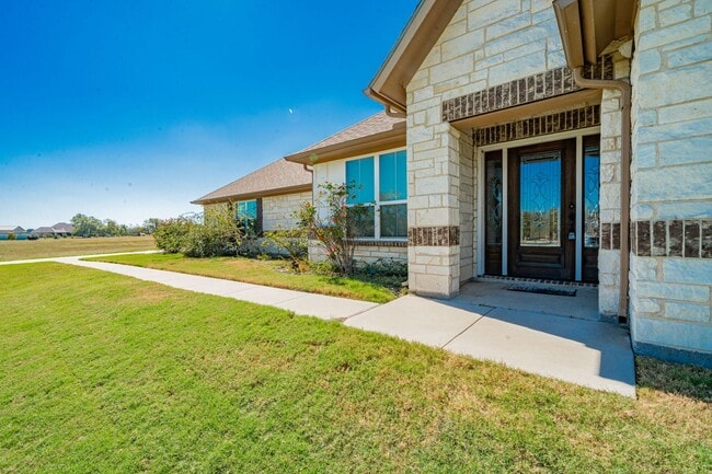 Building Photo - Your Royse City Retreat Awaits!