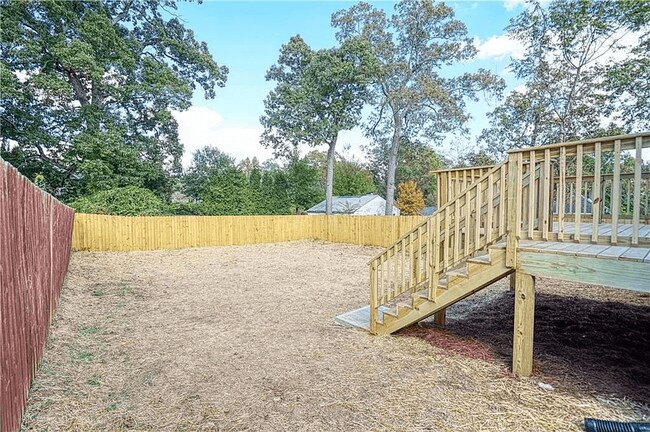 Building Photo - 1448 Hosea L Williams Dr NE