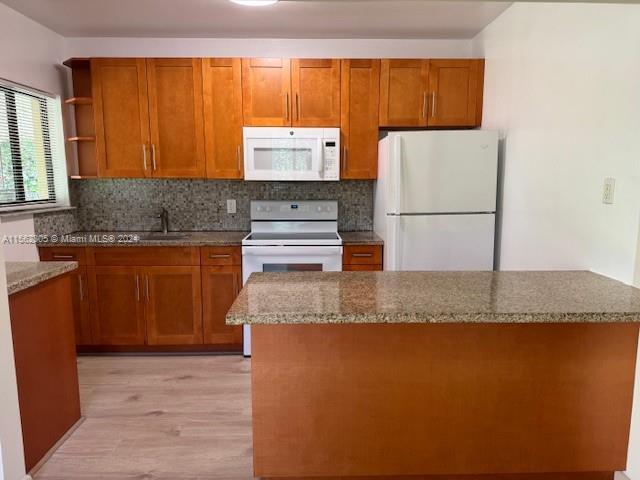 Foto del edificio - 3921 SW 60th Ct