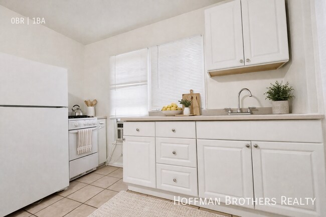 Foto del edificio - 614 Hauser Blvd